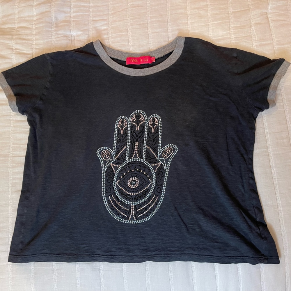 Me.n.u kids xl black tee with rhinestone hamza design